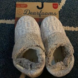 NWT Dearfoams Kids Slippers size 13/1